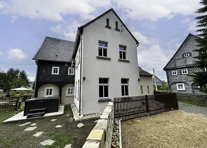 Hexe By Interhome بيت للعطل غروسشوناو